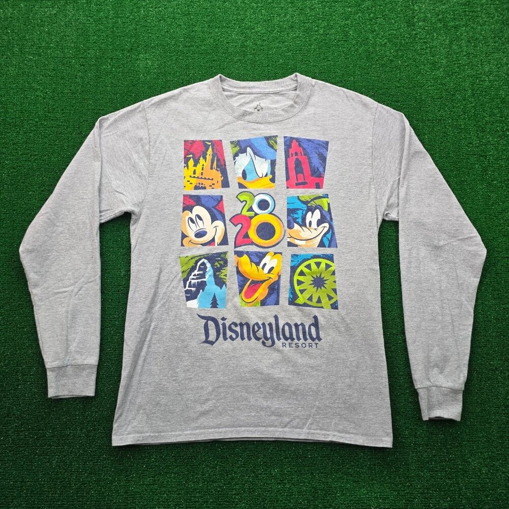 Disneyland Resort Tshirt Mens Medium Long Sleeve 2020 Mickey Mouse & Friends